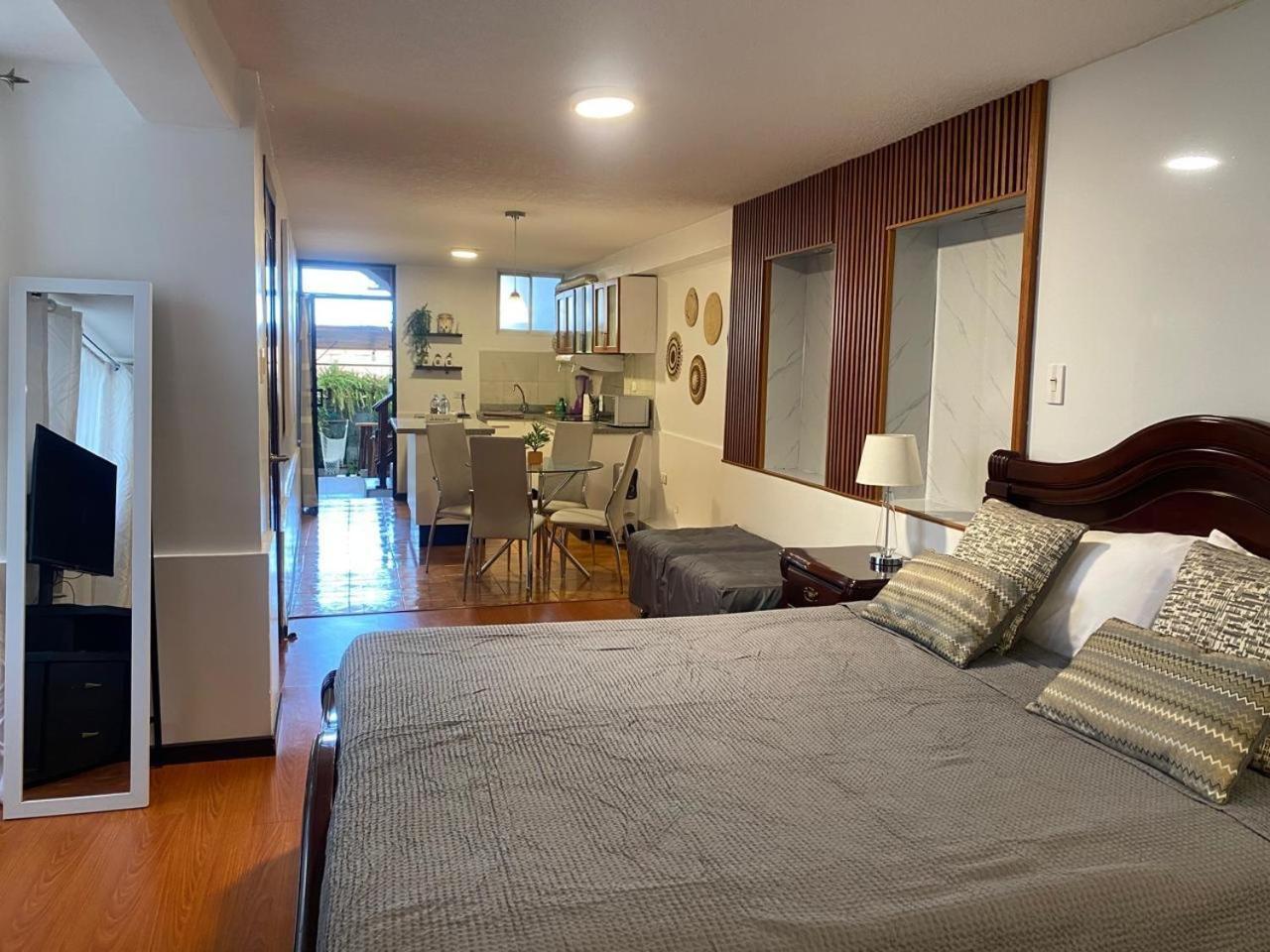 Hospedaje En Quito Norte, Apartamento & Suite Independientes Luaran gambar